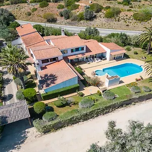 Gasthof X - Quinta Oliveiras, Luz