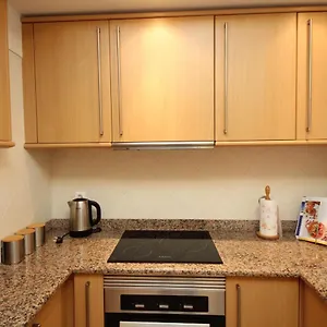 Apartamento Brisa Mar 4 Com Piscina E Wifi, Luz